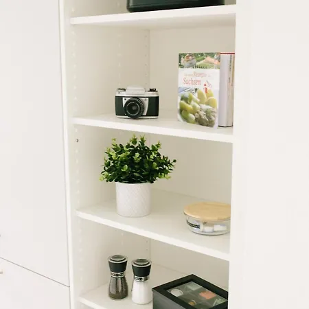 Stay-a-while I Etta - Hans I Wlan, Kostenloser Parkplatz, Waschmaschine Зебниц